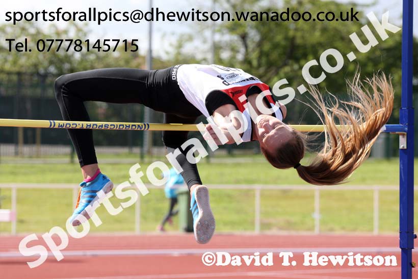 Under-15 girls high jump. Photo: David T. Hewitson/Sports for All Pics